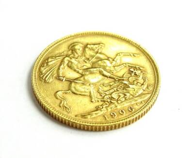 An Edward VII full gold sovereign, dated 1906.