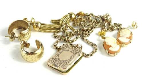 Various 9ct gold and other jewellery, to include a pair of 9ct and cameo drop earrings, a pair of 9ct gold hoop earrings, a pair of 9ct gold drop tassle earrings and a locket with floral engraving on chain, yellow metal, unmarked, 19.8g all in.