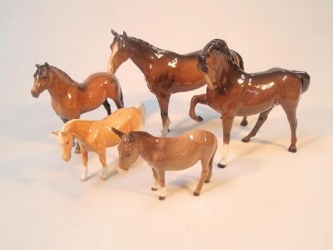 Four Beswick horses and a donkey (all AF)