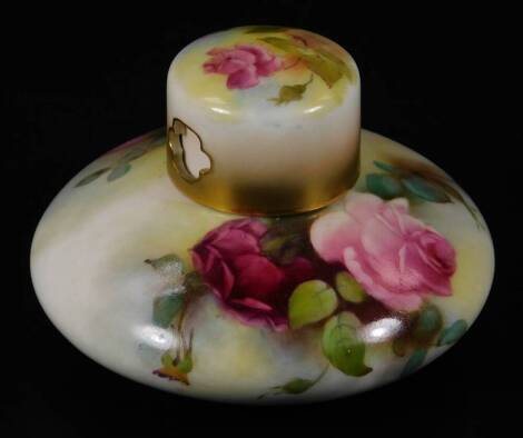 A Royal Worcester rose decorated squat pot pourri vase and cover, shape code 2525, puce Worcester marked, 1912, 12cm Dia.