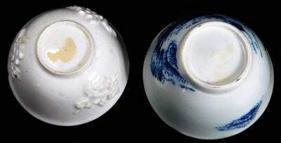 A Liverpool Chaffers blue and white porcelain tea bowl, c1758, together with a early Bow porcelain white glazed and prunus moulded tea bowl, c1758, both 7.5cm Dia. (2) - 5