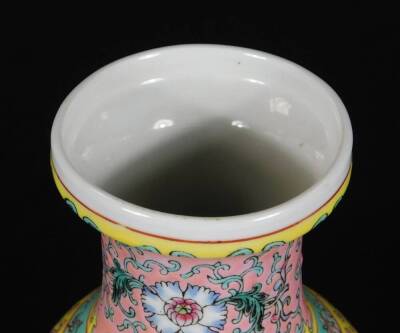 A 20thC Chinese porcelain vase, of shouldered form, decorated with panels of exotic birds in a naturalistic setting, predominately in pink and yellow, 32cm H, a Republic porcelain vase decorated with figures in a landscape, and a blue and white Ming type - 10