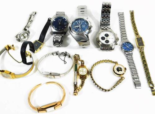 A quantity of lady's and gent's wristwatches, to include a Seiko gent's wristwatch, a gold plated lady's bangle watch, Citizen, Sekonda, etc. qty)