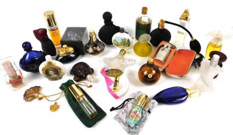 Various perfume, perfume atomisers, glass and others, to include frosted glass Lalique type, 9cm H, etc. (a quantity)