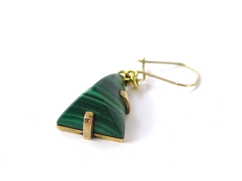 A single malachite earring, with prism shaped malachite stone, in 9ct gold frame, with earring loop could be converted to a pendant, the earring 2cm drop, 3.1g all in.