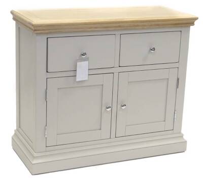 An ex shop display limed oak and cream painted Edinburgh small sideboard, 100cm W, retail price was £862.40 reduced to £431.20.