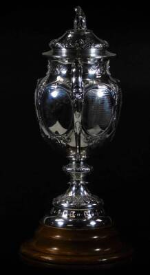 A Victorian silver trophy and cover, later The Glenda Spooner Perpetual Challenge Trophy Presented By Donald H R Reed For The Thoroughbred Stallion Registered In The General Stud Book Gaining The Most Points In The Ponies Of Britain Annual Stallion Progen - 4