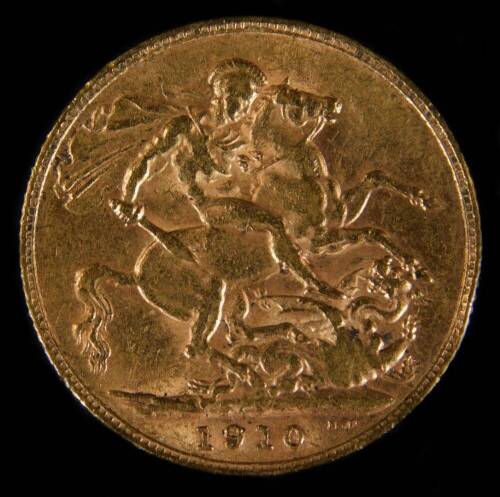 An Edwardian gold full sovereign, 1910.