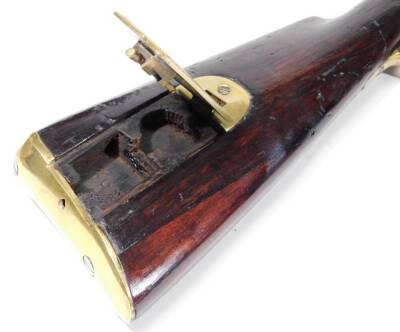 An early 19thC 1837 British Colonial .704 two groove percussion rifle, with walnut stock and brass mounts, 118cm W. - 3