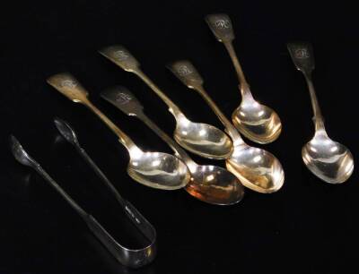 A set of six Victorian silver teaspoons, fiddle pattern, initialled, Sheffield 1897, 14cm W, and a pair of sugar bows, 4½oz. (7)