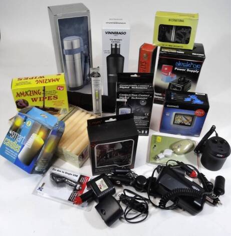 Various boxed electrical items, gadgets, etc. to include a desk top power supply transformer, 16cm W, Amazing Wipes floor cleaning kit, Garmin 200 satellite navigation system, USB charger, hi-fi mini speakers, Vinnebago modern canteen, travel speaker, th