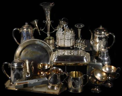 Various silver plated ware, to include aN Art Deco cocktail shaker, 25cm H, epergne, cruet stand, part service, entree dish, plate, vase, serving dish, etc. (a quantity)