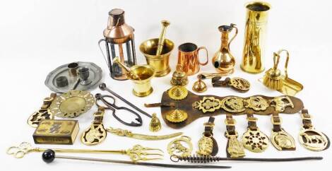 Various brass ware, metalware, horses brasses, Martingale, pewter plate, 23cm W, brush and scoop set, two pestle and mortar of graduated size, etc. (a quantity)