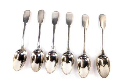 A set of six William IV silver fiddle pattern teaspoons, London 1831, 4.21oz.