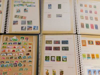 Philately. New Zealand, mint and used, 1855 onwards, in four albums. - 4