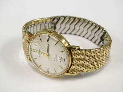 A vintage Rotary gents wristwatch in 9ct case, expanding gold plate bracelet, with date aperture. - 2