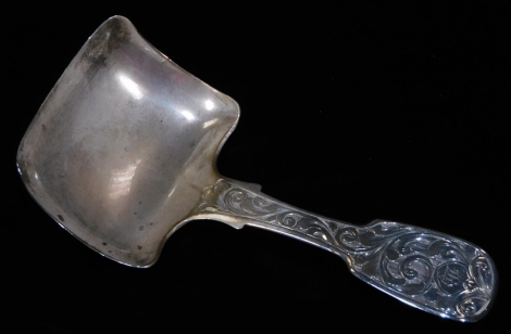 A Victorian silver caddy spoon, bright cut fiddle pattern, with shaped plain bowl, Birmingham 1898, 8cm W.