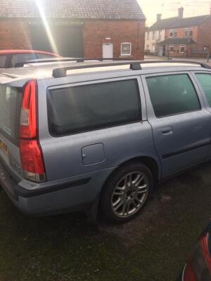 A Volvo V70 SE, N444 LAW, petrol, 5 door estate, Automatic, 2435cc, blue, circa 35,000 miles, first registered 29/06/2002, MOT expired 27/06/2019 SORN. - 4