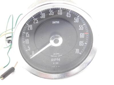 A Smiths rev counter, RV1 23/10, from a Lotus Elite.