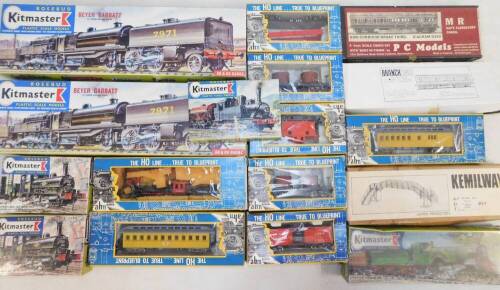 Kitmaster AHM and other HO gauge plastic models of locomotives, tank cars and wagons, etc, boxed. (qty)