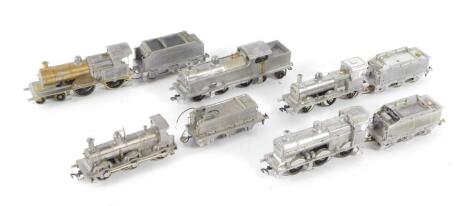 Kit form partially built locomotives, OO gauge, comprising four locomotives and tenders, and one further locomotive. (5)