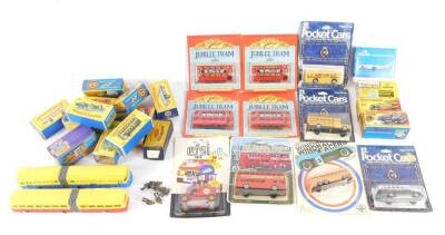 Tomy and other die cast models of buses and trams, most boxed, two Henschel plastic concertina buses, Matchbox series vehicles and Matchbox series boxes, vehicles lacking. (qty)