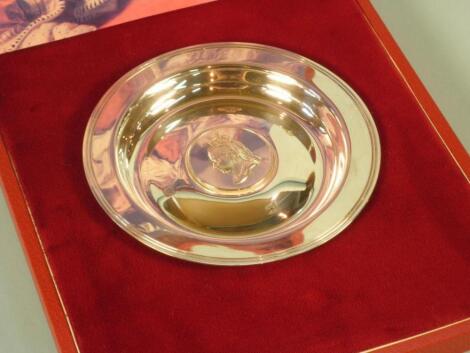 A Queen Victoria silver dish from the Royal Lineage Series