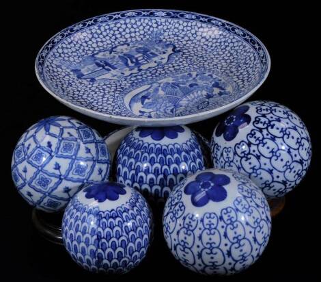 A 19thC Adams Commemorative Chinese pattern pottery comport, the circular top typically decorated, 24cm Dia. and various Chinese style pottery carpet bowls, orbs, etc. some with plinth bases. (a quantity)