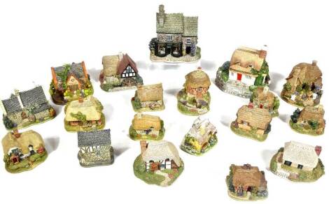 Various Lilliput Lane cottages, to include Waterside Mill 7cm H, Memory Lane Collectable's Penny Lane, Lilliput Lane Little Bee, etc. (19)