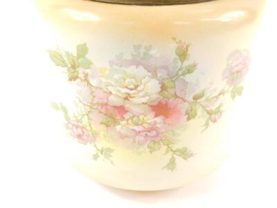 A Fieldings Crown Devon blush pottery advertising biscuit barrel, 'With Peek Frean & Co's Compliments', printed with flowers, with brass mount, carrying handle and lid, printed marks, 15cm H. - 2