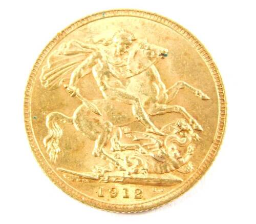 A George V full gold sovereign 1912, 8.0g.