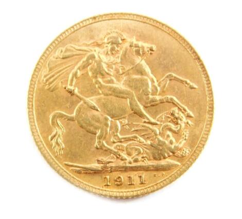 A George V full gold sovereign 1911, 8.0g.