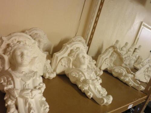 A large quantity of plaster wall brackets - two shelves