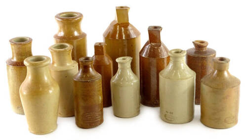 Four stoneware ink canisters or bottles, to include one stamped Royal Doulton, another Doulton and Co, and other similar examples, etc. (a quantity)