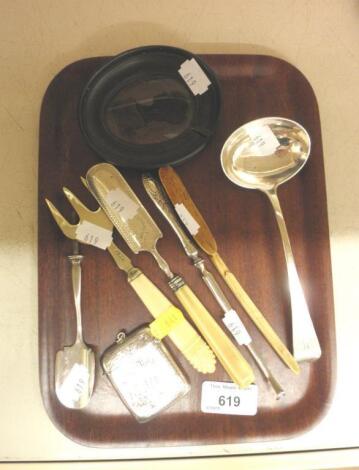 A silver Vesta case, a bone cheese scoop, a plated cheese scoop etc