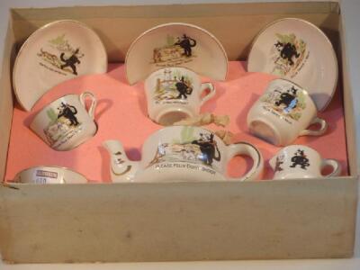 An early 20th century child's tea set