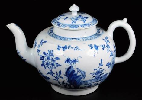 An 18thC Worcester porcelain punch pot and cover, c1756-58, painted in the Zig-Zag Fence pattern in blue and white, scratch and workman's mark and period, marked X with scratch line, 20cm H.