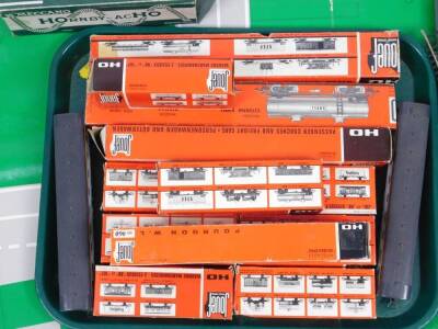 A Jouef HO-scale train set, in fitted box and various other Hornby ACHO and other Jouef boxed locomotives, carriages, rolling stock, etc. (a quantity, some loose and boxed) - 2