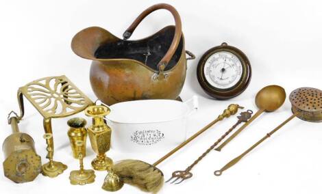 Various metalware, copper coal helmet, brass part clockwork roasting jack, the main body, 30cm H, a small quantity of other ornaments, wall barometer, trivet, etc. (a quantity)