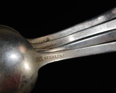 Various silver spoons, to include Georgian, Victorian and later examples, fiddle pattern teaspoon, London 1887, 14cm W, various preserve spoons, dessert spoons, etc. 13½oz all in. (a quantity, various dimensions, makers and dates) - 3