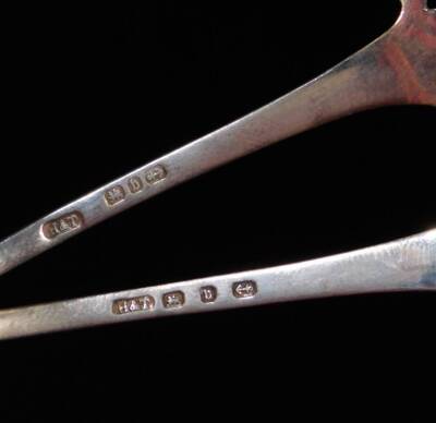 Various silver spoons, to include Georgian, Victorian and later examples, fiddle pattern teaspoon, London 1887, 14cm W, various preserve spoons, dessert spoons, etc. 13½oz all in. (a quantity, various dimensions, makers and dates) - 7