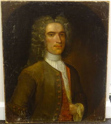 18thC School. Half length portrait of a gentleman in gold jacket, lace collar and wig, oil on canvas, 76cm x 63.5cm. - 2