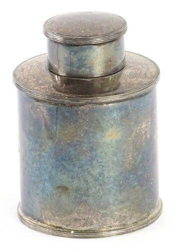 A George VI silver cylindrical tea caddy with lid, Sheffield 1943, 2¾oz, 8cm H.