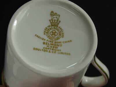 A Royal Doulton Belmont pattern part coffee service, to include coffee pot and cover. - 2