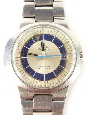 An Omega Geneve gent's wristwatch, with circular dial, with silvered coloured dial and blue outer rim, with date aperture, on stainless steel strap, numbered to strap 1153/138, boxed, with purchase receipt from 1971.