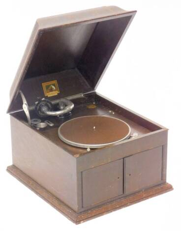 A HMV table top gramophone, in an oak case, 41cm W.