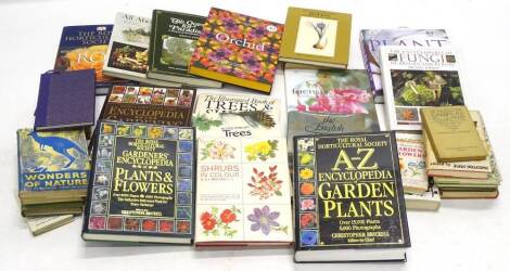 A large quantity of books relating to botany, gardening, horticultural matters, etc.