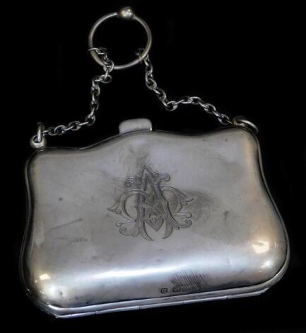 A George V silver evening purse, with chain handle and fitted leather interior, 9cm W, 2oz all in.