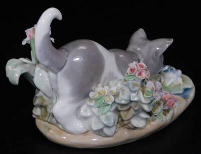 A Lladro figure group of kitten and frog, printed marks beneath, 10cm H. - 2