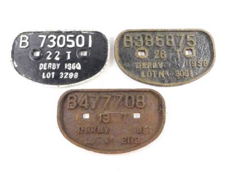 Three Derby cast iron railway wagon plates, comprising B47708 13T Derby 1951 Lot No 2179, B385875 26T Derby 1958 Lot No 3091, and B730501 22T Derby 1960 Lot No 3288.